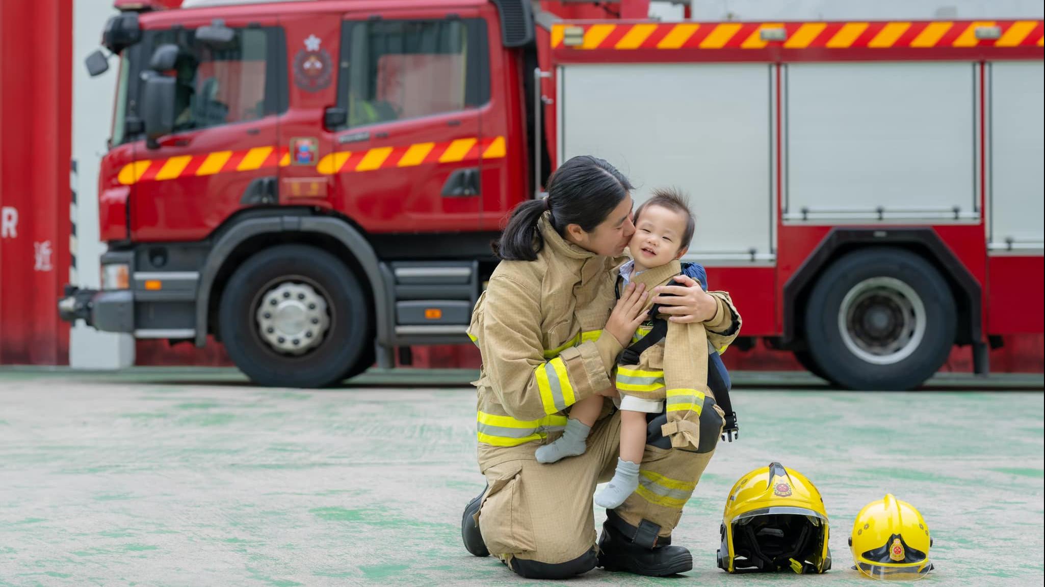 消防處祝福各個崗位的媽媽母親節快樂。(消防處FB)