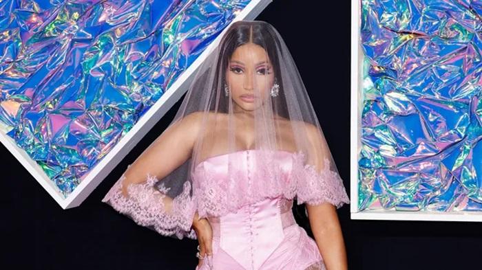 饒舌天后Nicki Minaj藏毒被捕 英國演唱會取消