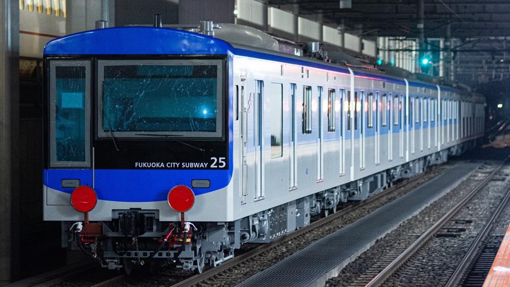 福岡地鐵成為首個設閉路電視監察車廂的城市。(網上圖片)