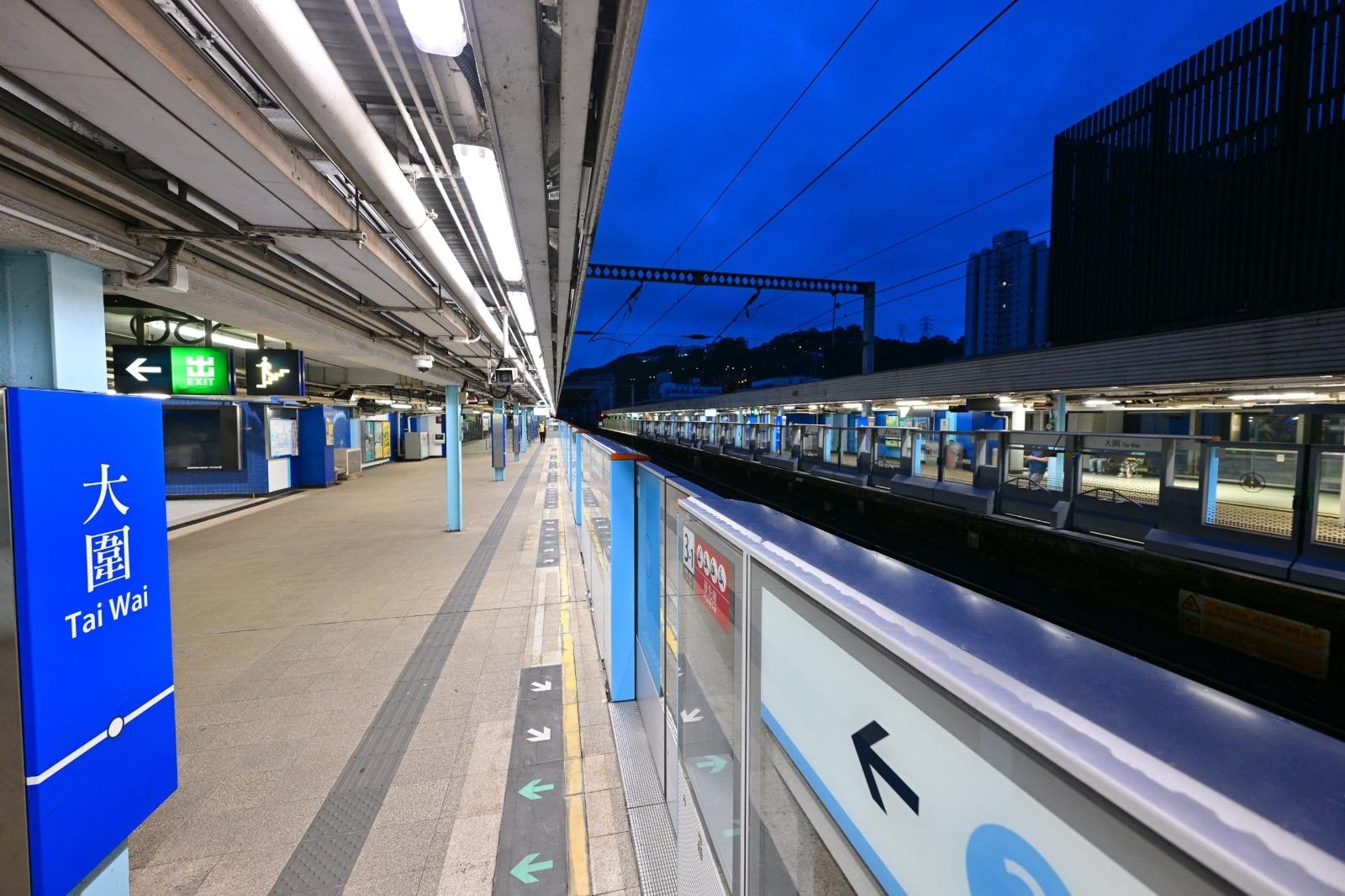 港鐵東鐵綫近半車站閘門安裝工程完成　大圍站所有閘門今起投入服務