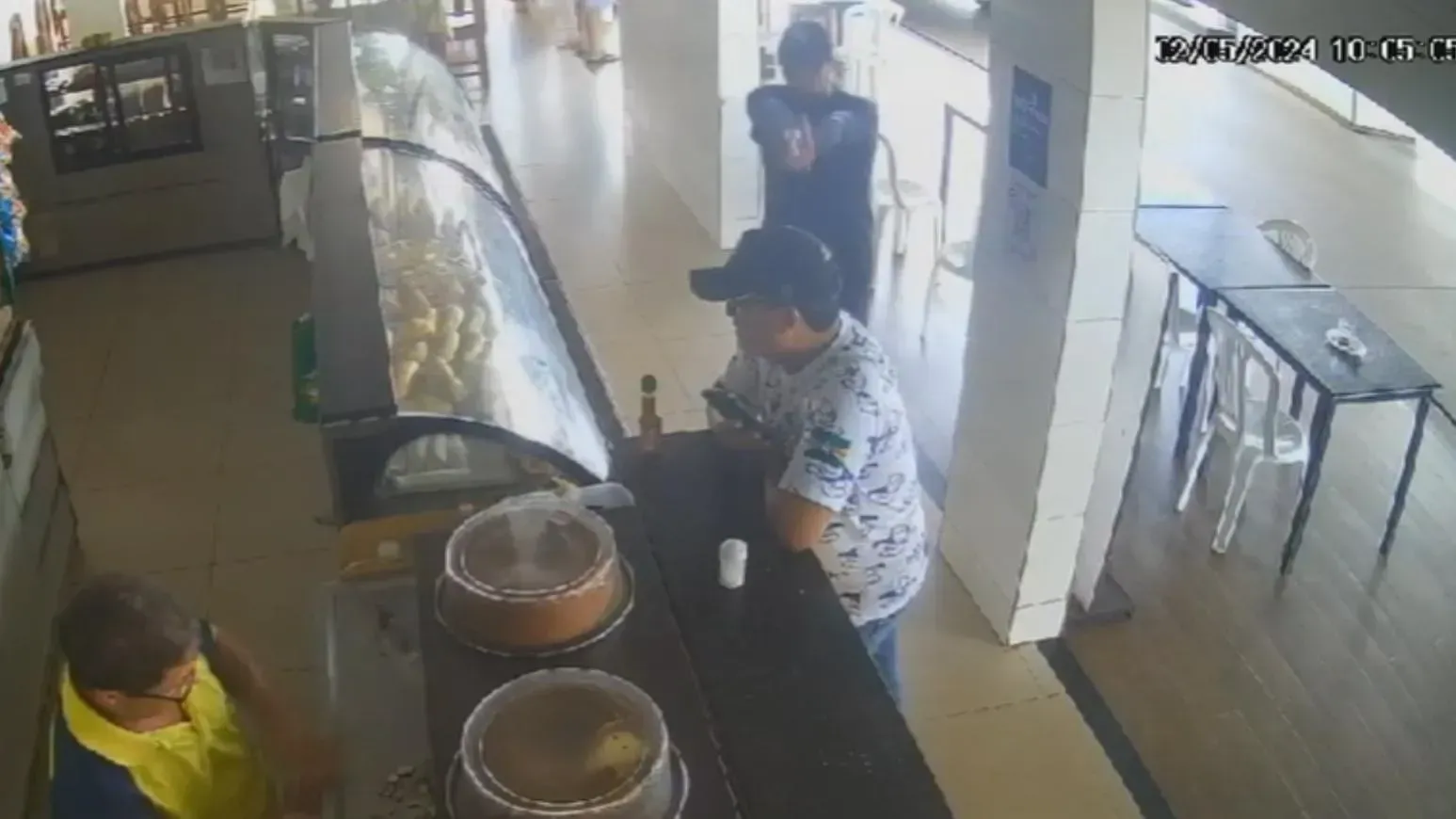 巴西救護車司機飛來橫禍　遭大懵殺手點錯相一槍斃命