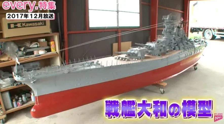 日本男自製迷你版「大和號」戰艦　可載人航行成追夢佳話