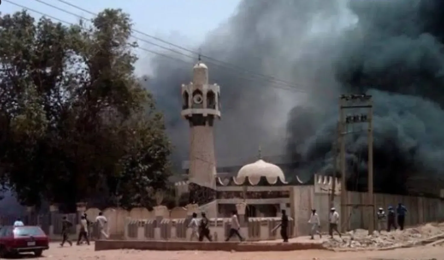 尼日利亞男火燒清真寺釀至少11死　涉遺產繼承爭執動殺機