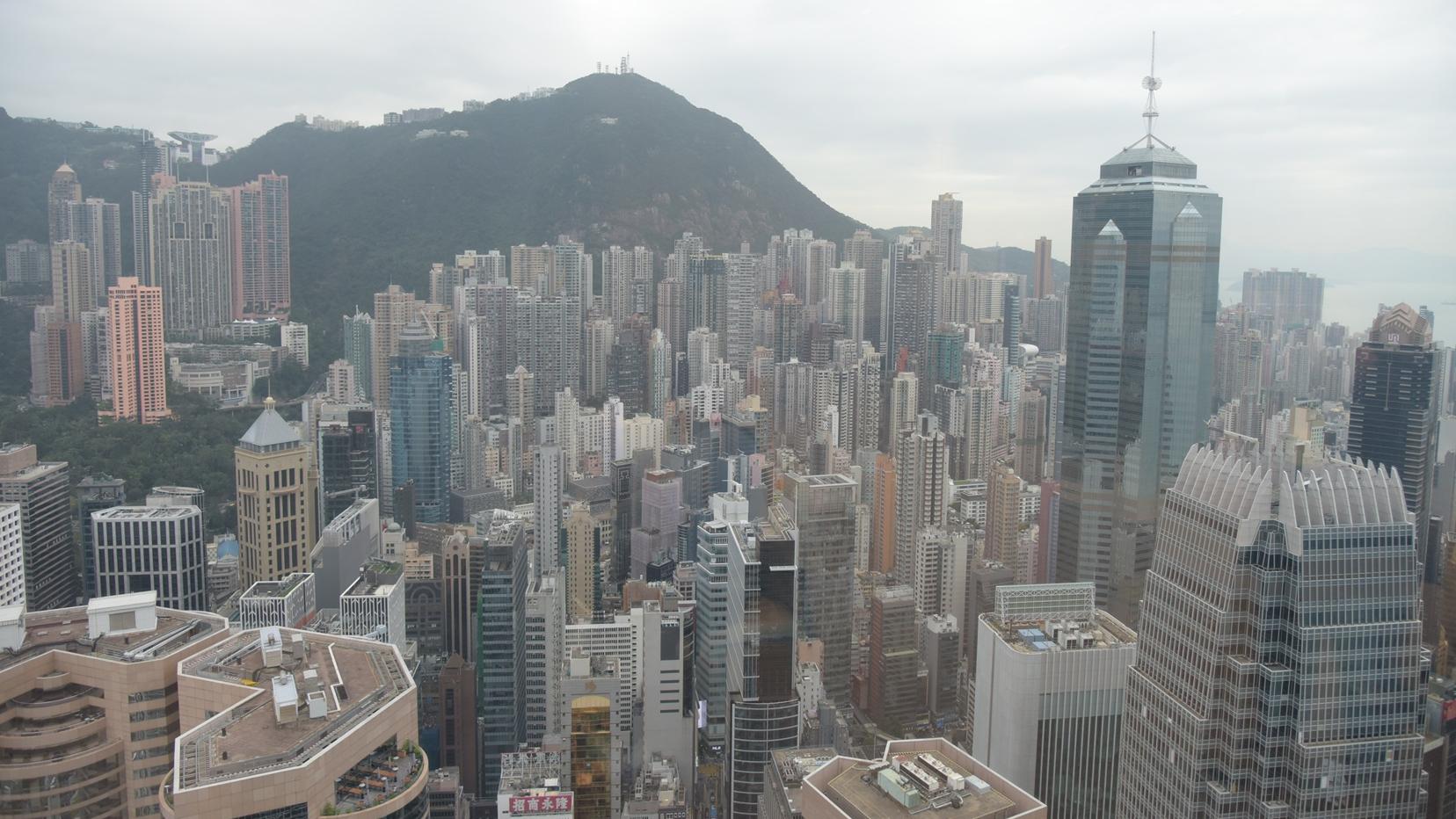 香港樓市應進取去悲情化