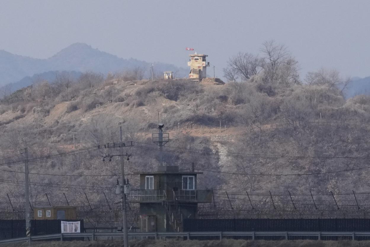朝兵侵兩韓軍事分界線，韓軍開火後撤退。(資料圖片)