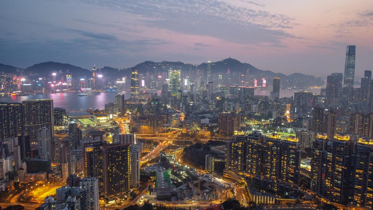 銀行體系愈健全 香港愈快「玩完」