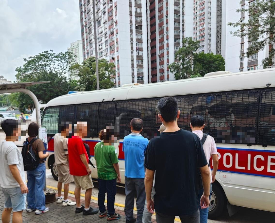 警黃大仙搗非法麻雀賭場　拘8男女年紀最大71歲