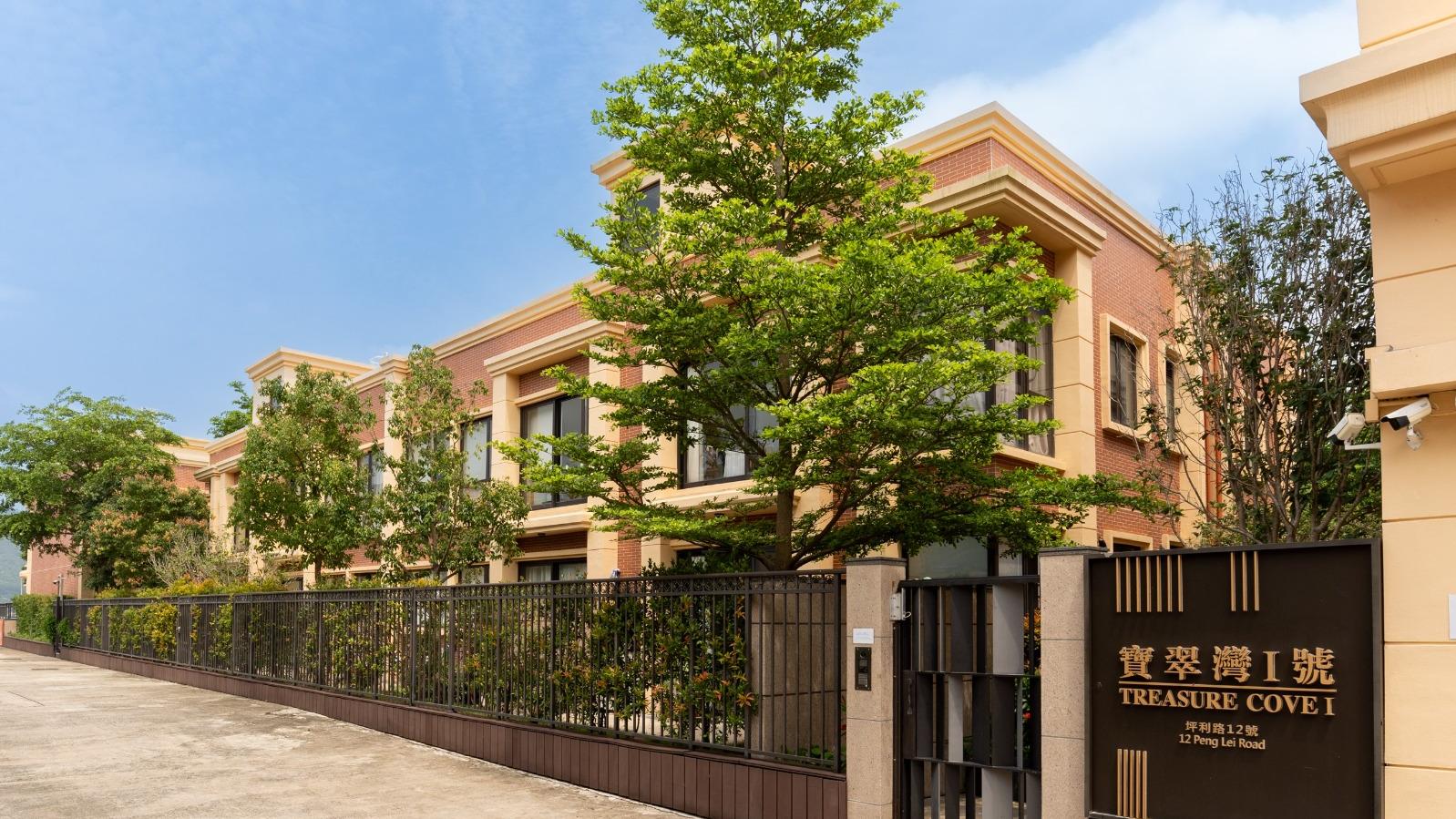 坪洲寶翠灣1號兩房天台戶504.9萬沽 呎價近1.2萬｜新盤成交