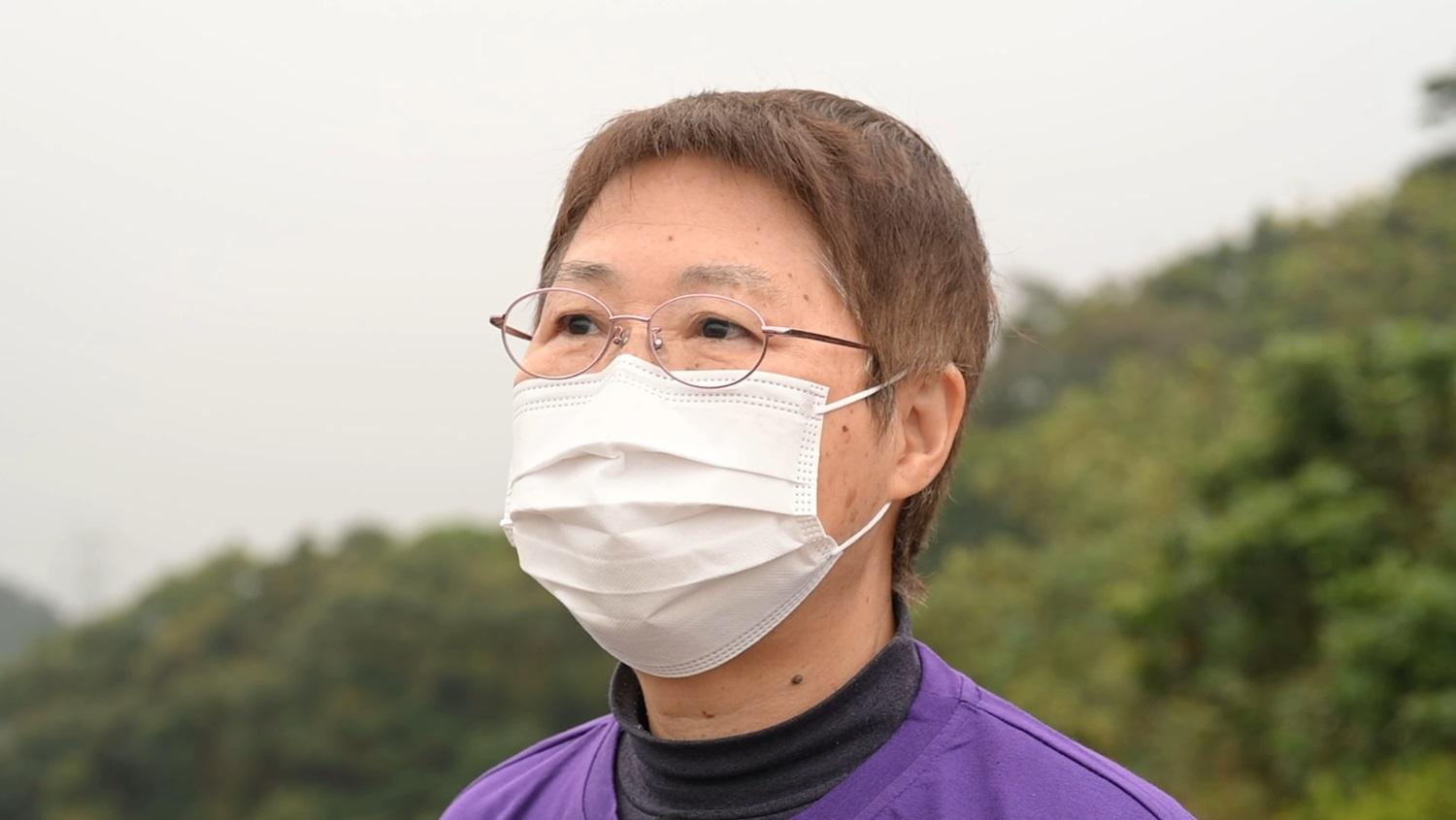 潔群姐獲「港安醫院慈善基金—荃灣理事會」全額資助，兩眼已接受白內障手術。