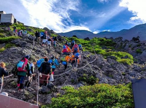 近年掀起一股登富士山熱潮。(資料圖片)