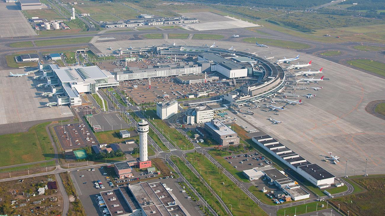 在北海道，包括新千歲(圖)在內的3座機場，都因為燃油短缺令增加班次計劃受到影響(新千歲機場官方圖片)