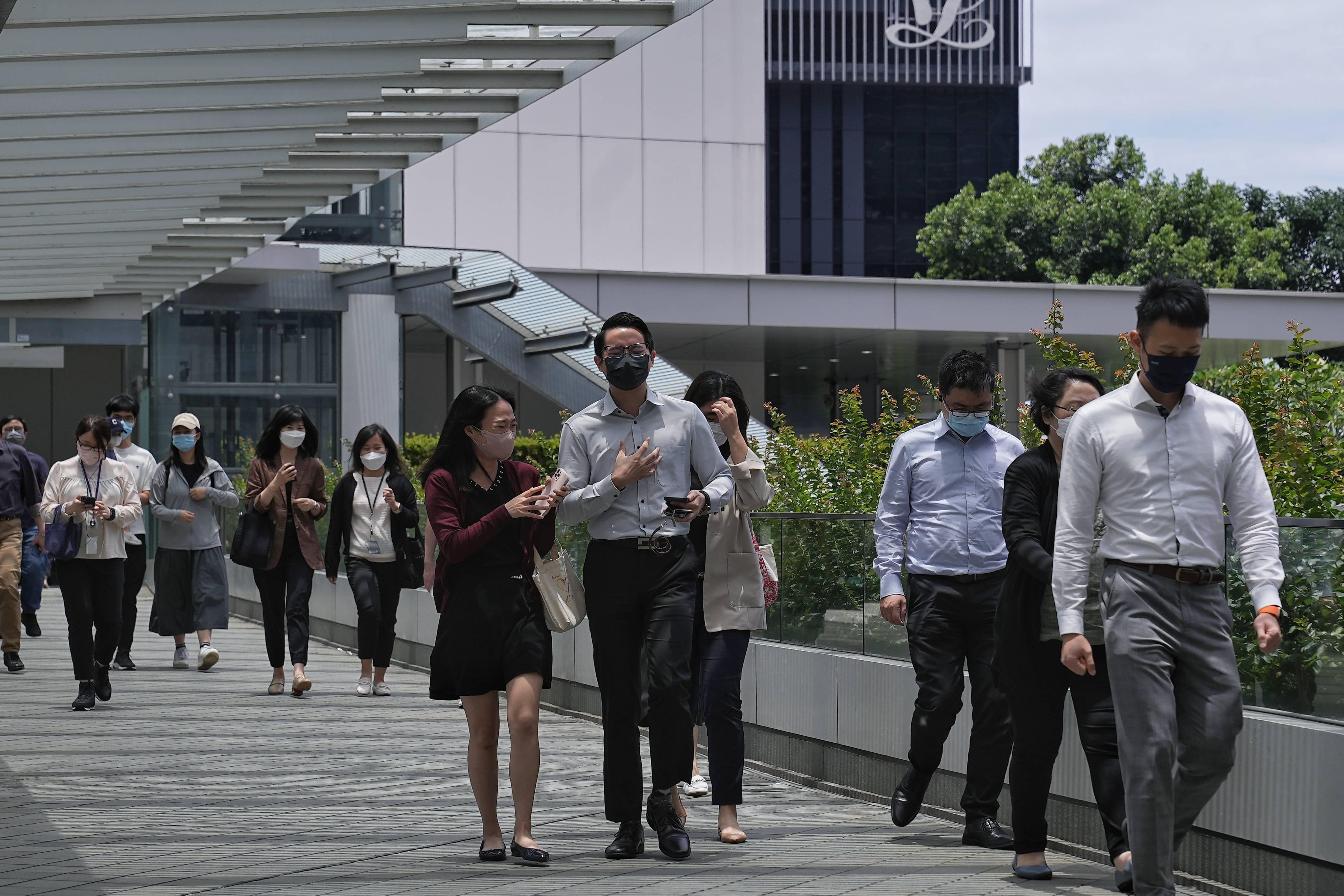 政府工、公務員