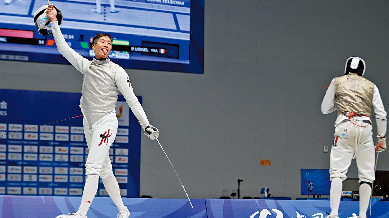 巴黎奧運｜劍神張家朗出擊 港隊今日再衝金