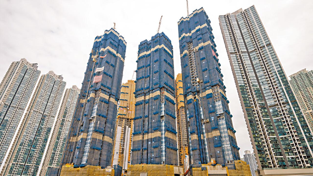 氣氛回暖｜擁鐵路概念 8月新盤近千伙列陣 