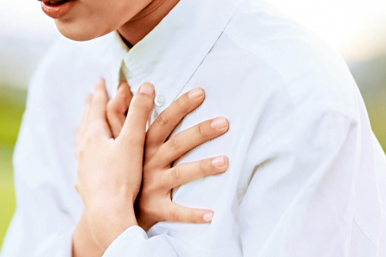 胸悶與脊椎神經