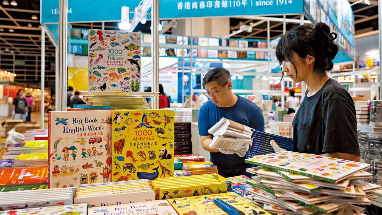 書展今一連七日灣仔開鑼 書商憂天氣損人流 望折扣吸引入場