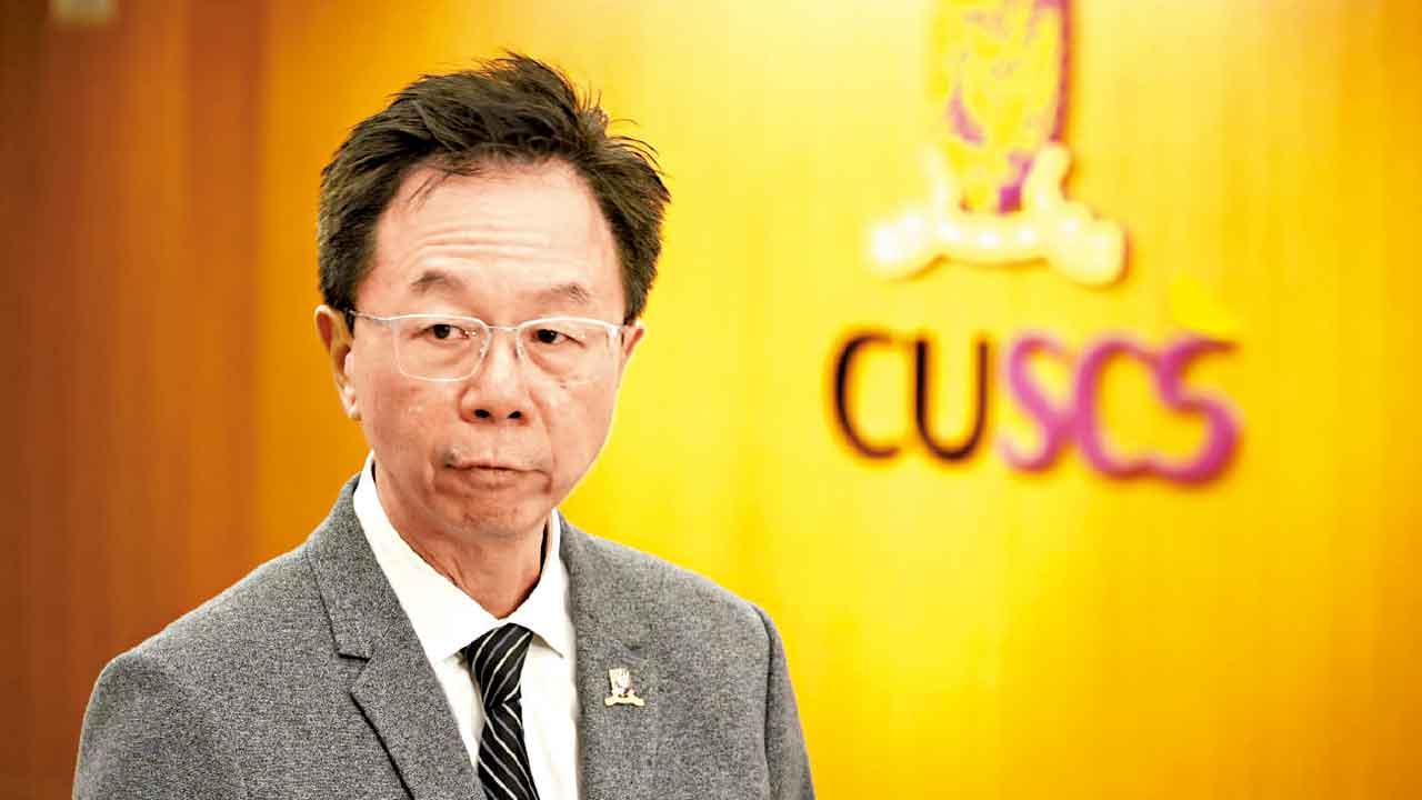 中大花400萬換校徽  校董會：管理層誤判 段崇智負責