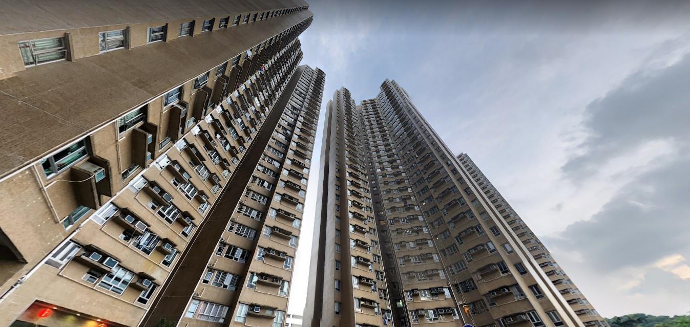 將軍澳居屋康盛花園獲孝順仔斥320萬元入市未補地價三房，供父母自用。