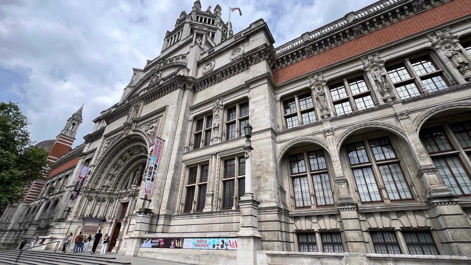 V & A Museum