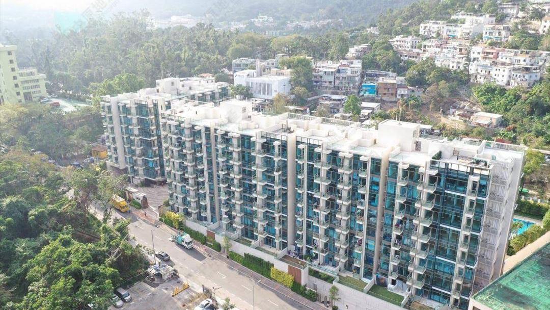 蝕讓不斷的西貢逸瓏海滙，最新錄地下單位連花園特色戶成交，原業主買入7年，帳面貶值逾兩成沽。