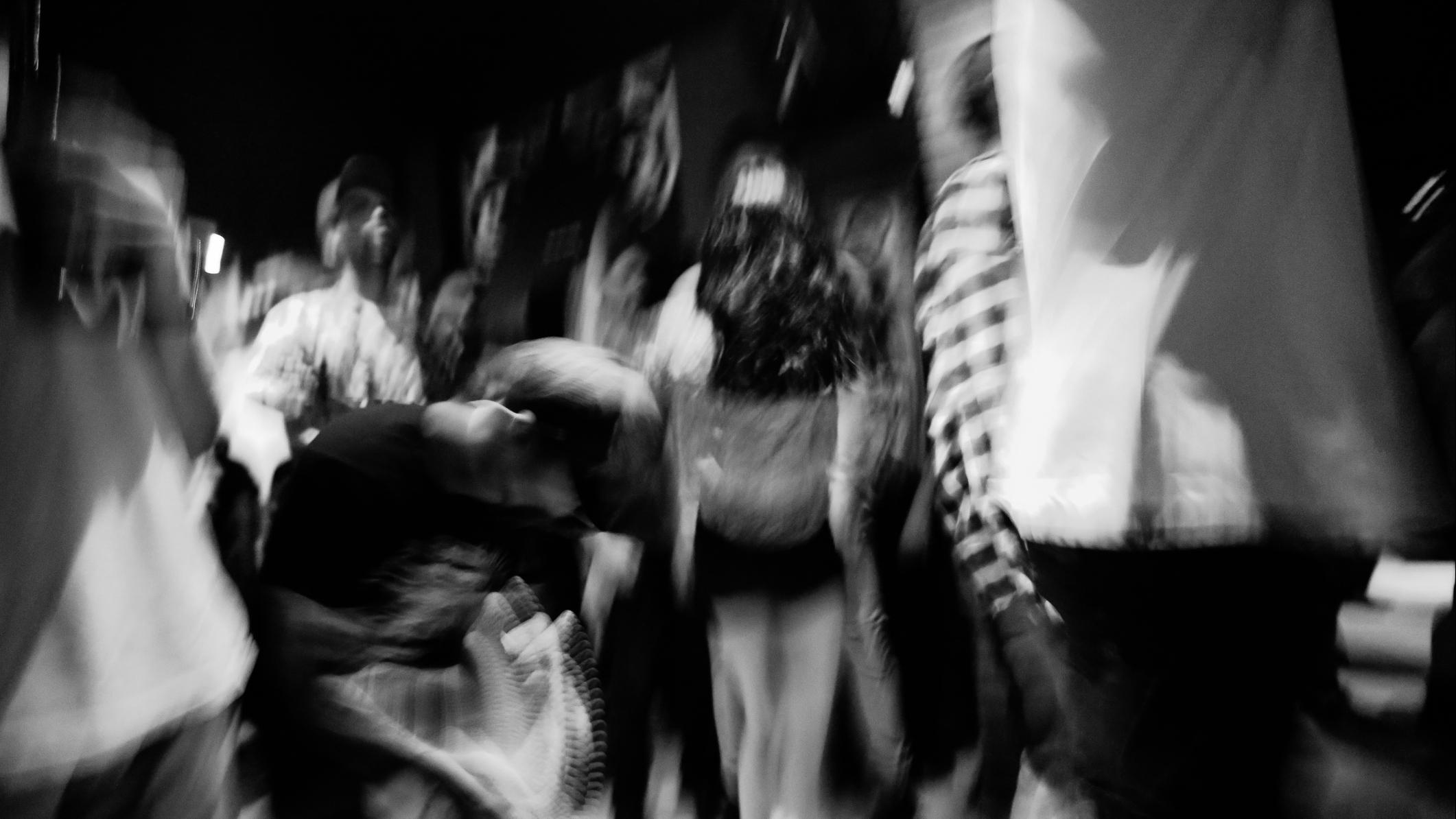 狗仔隊不時會潛入娛樂場所追新聞。(iStock)