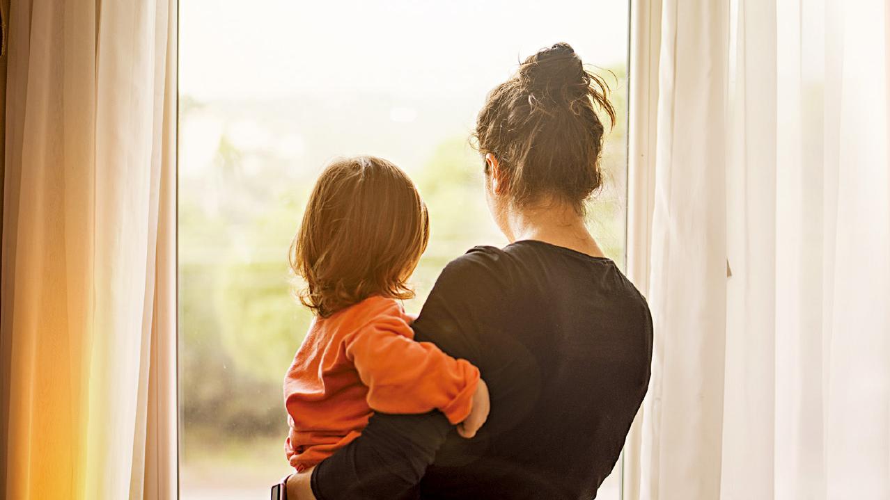 經濟壓力 教育及管教 居住環境影響 近七成人不會或猶豫生二胎