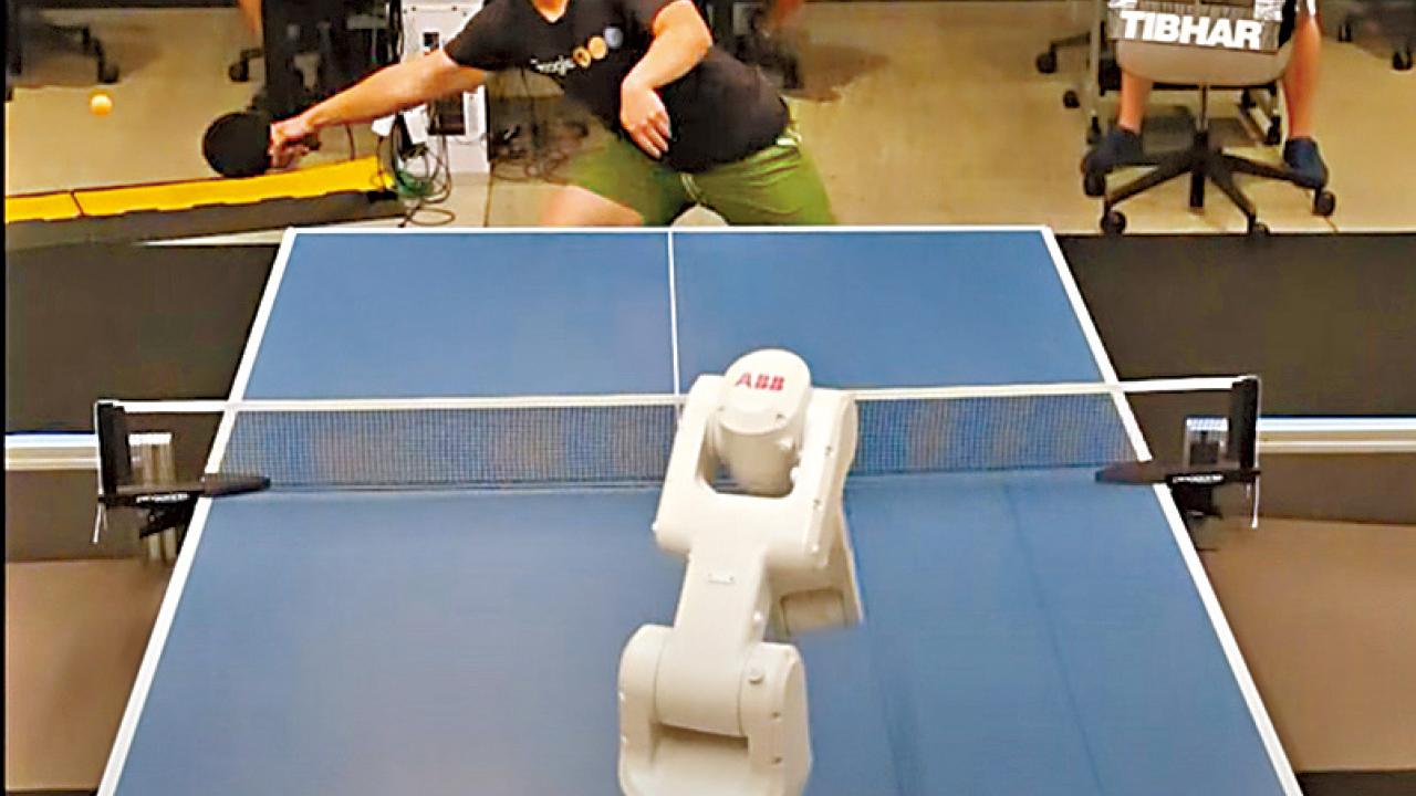 對戰真人勝率45% 可自我學習 Google DeepMind研AI乒乓機械人