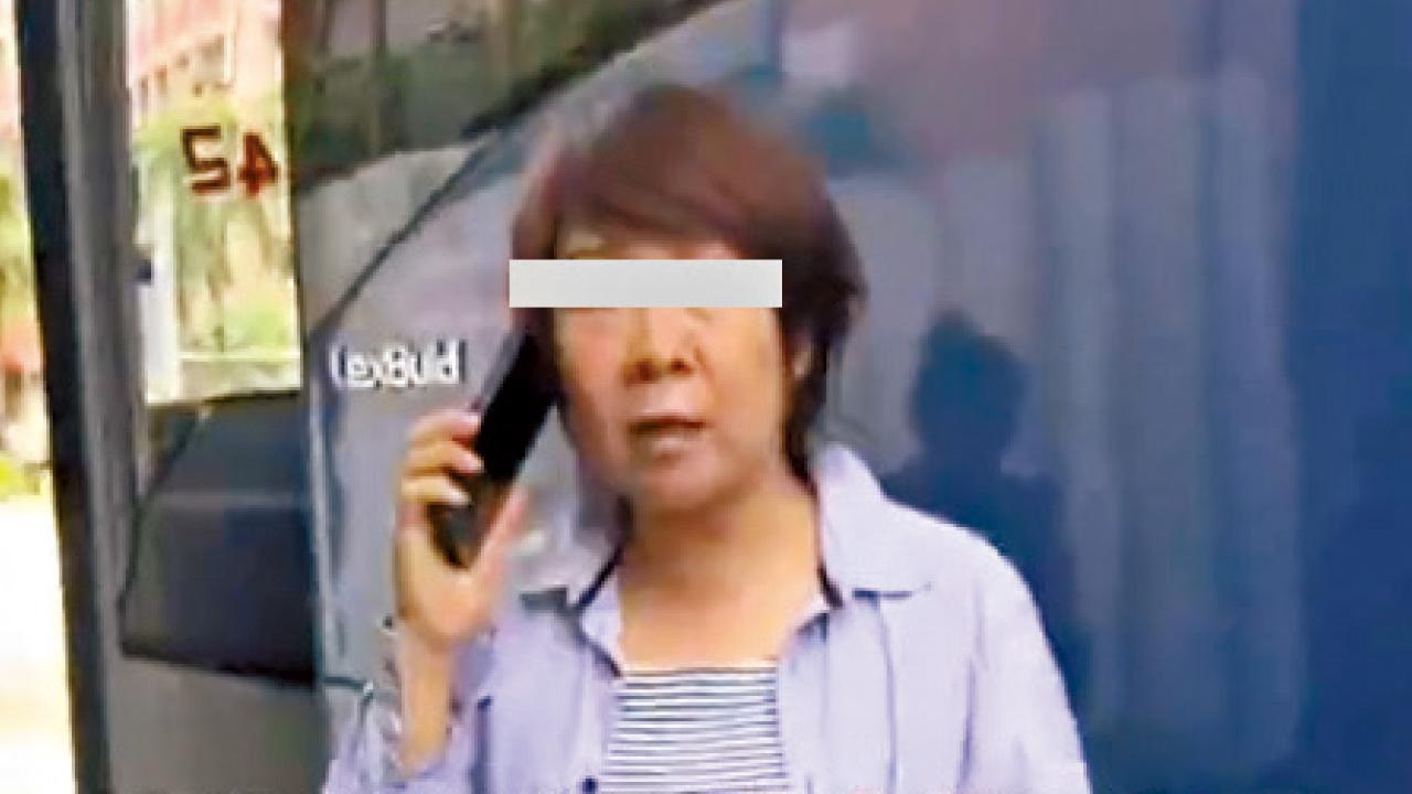 遊新加坡 旅巴上購物不足 20名中國遊客被棄路邊