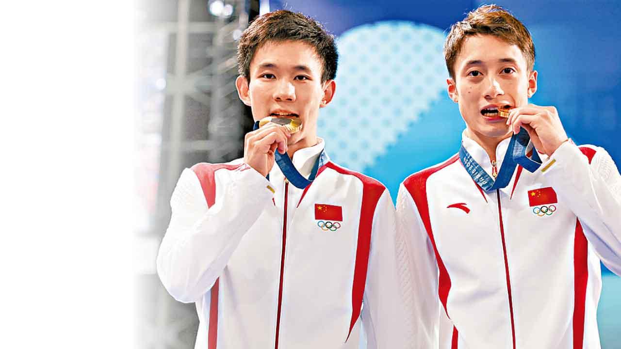 巴黎奧運｜跳水夢之隊掃金不留手 曹緣楊昊10米台壓軸雙保險