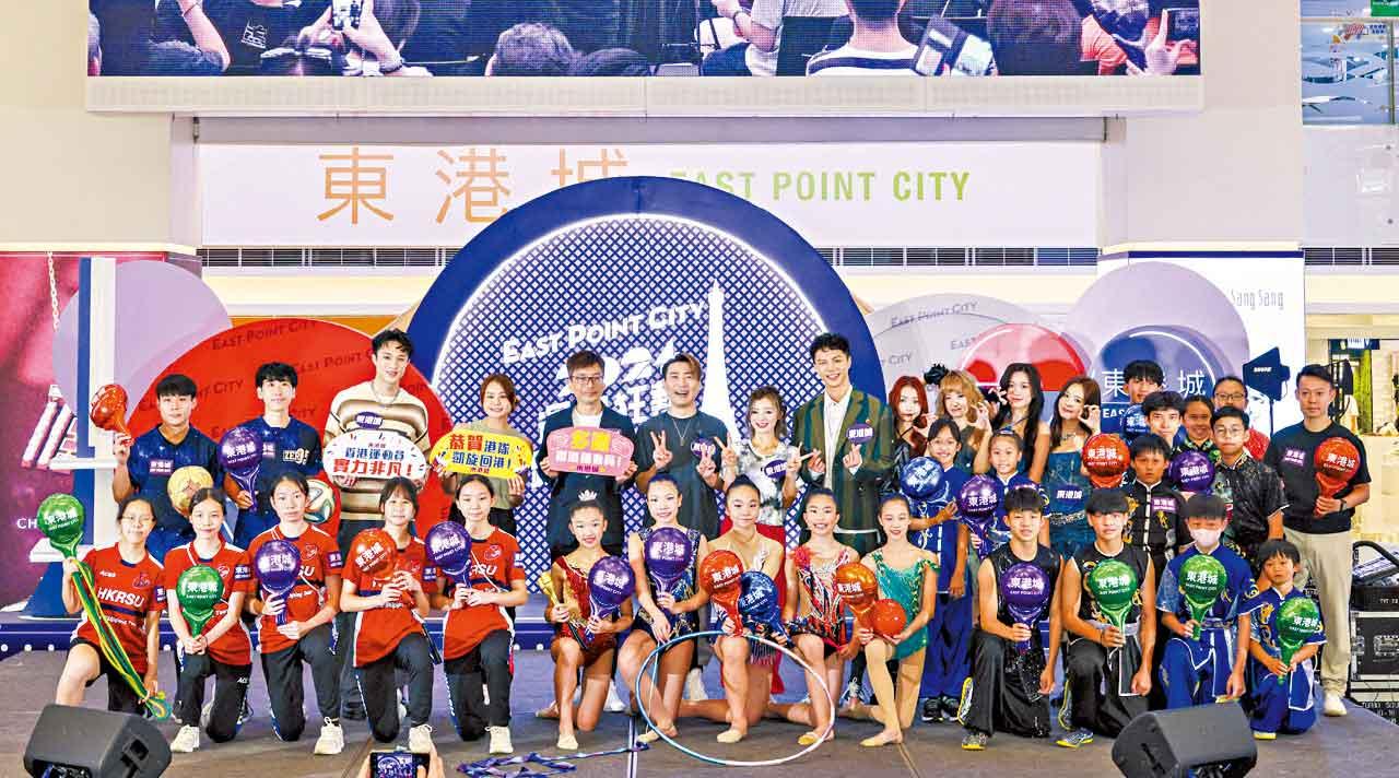 東港城運動音樂會暨祝捷派對 賀港運動員奪佳績  蔡俊彥、連翊希現身教小朋友 推動劍擊運動發展