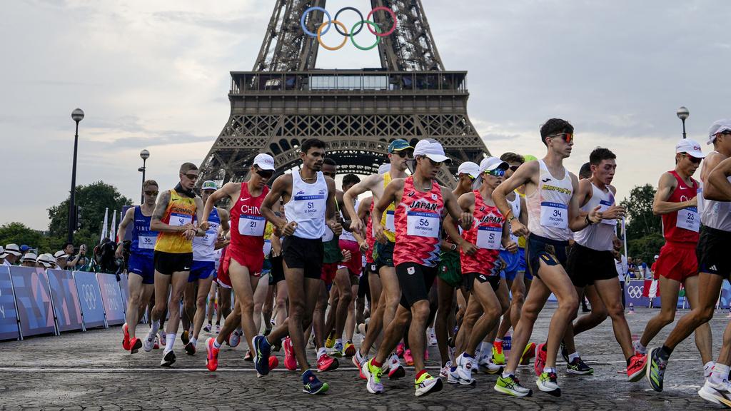 日本競步代表濱西諒（56號）。(美聯社)