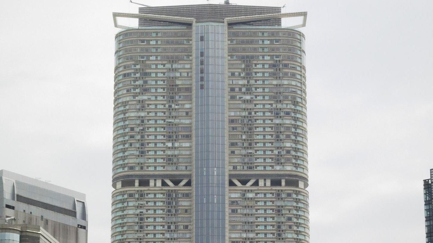 消息指，譚仔雲南米線家族成員、人稱「四妹」的譚艷萍，最新以1.5億元沽出尖沙咀名鑄四房，6年帳面蝕約1,100萬元。(資料圖片)