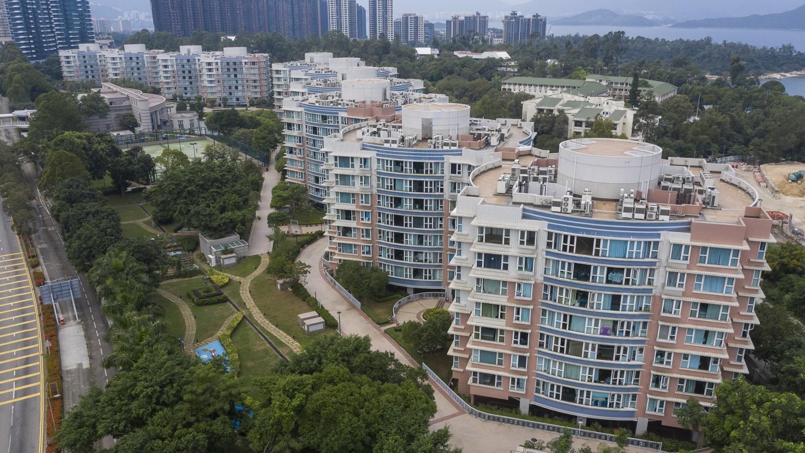 西貢帝琴灣凱弦居三房呎價失1萬關 12年升值近三成｜二手樓成交