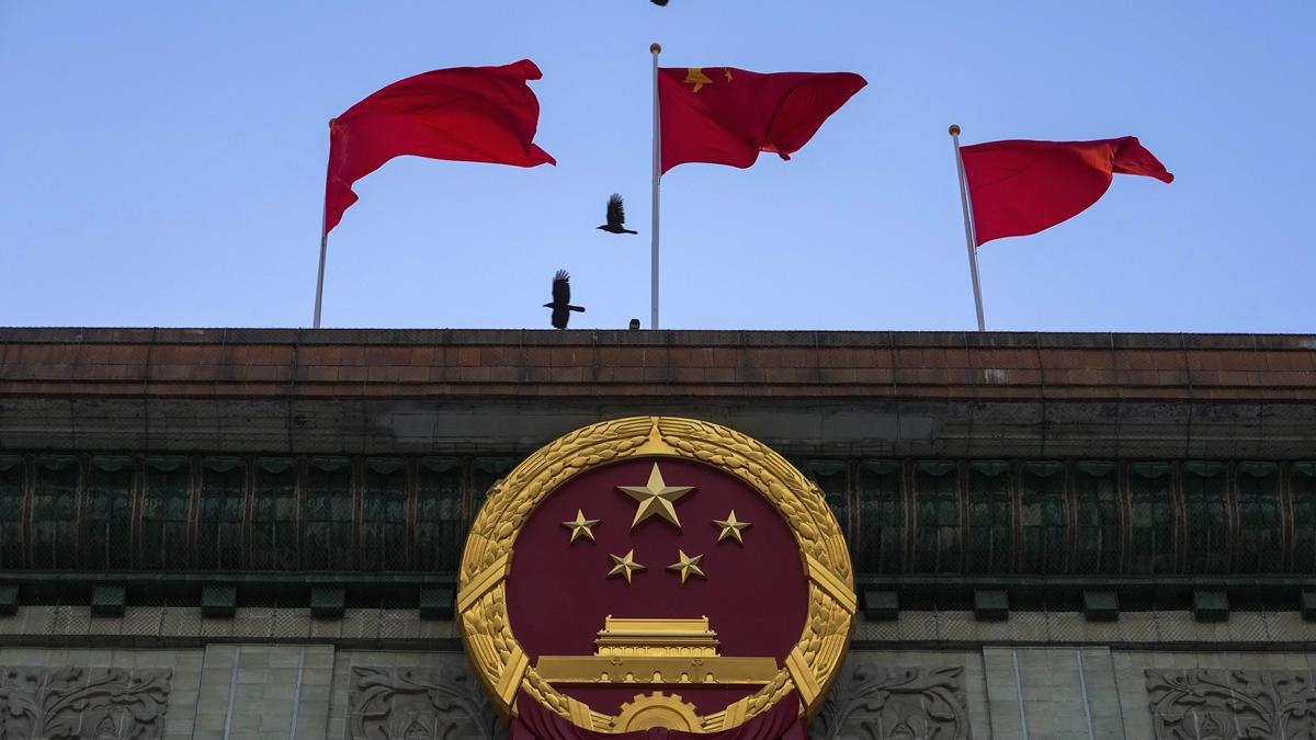 洪灝指，中央政治局9月開會討論經濟，並非常態，更似是跟人行舉措的組合拳。(資料圖片)