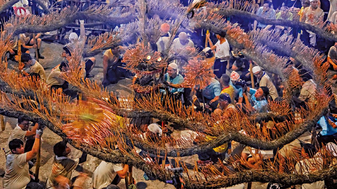 中秋火龍迎月 今夜躍維園 餐飲業界望過節生意不遜往年