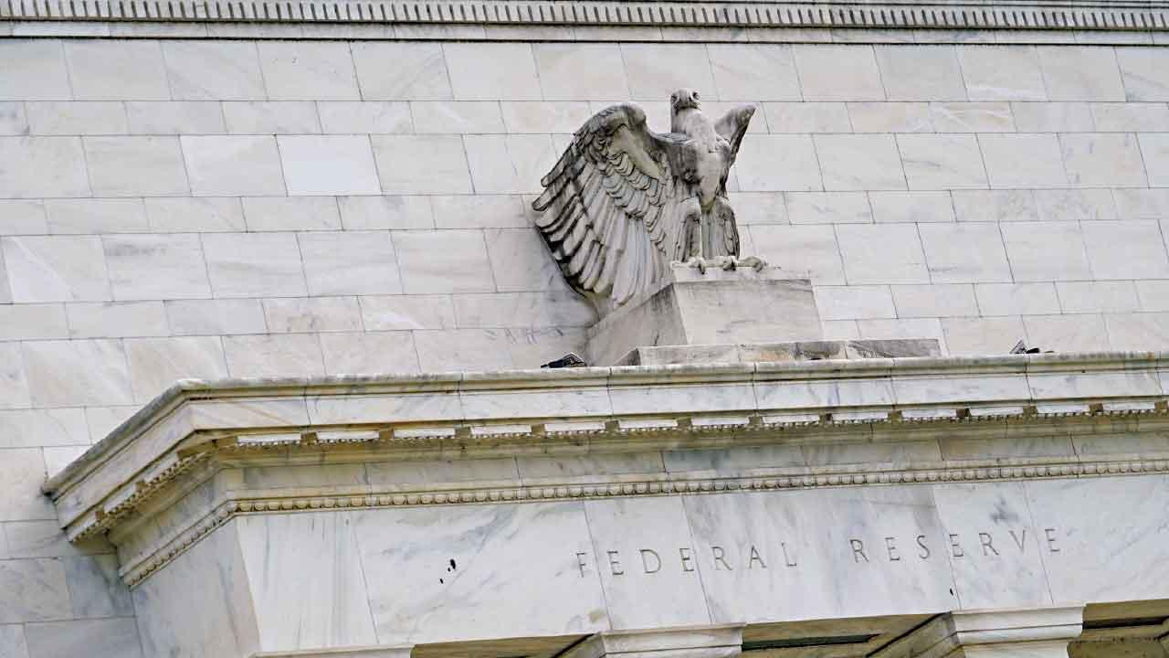 Fed一半機會減半厘 超級央行周遇上美股結算