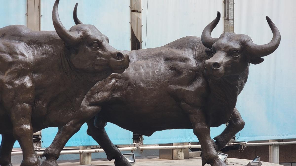 港股收市｜恒指曾失萬七關 北水56億狠沽盈富 續買阿里