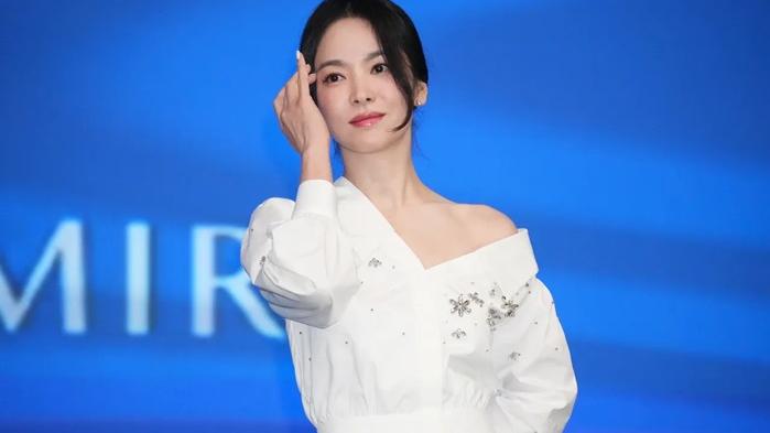 宋慧喬相隔7年再到台灣 即場晒中文：餓死了