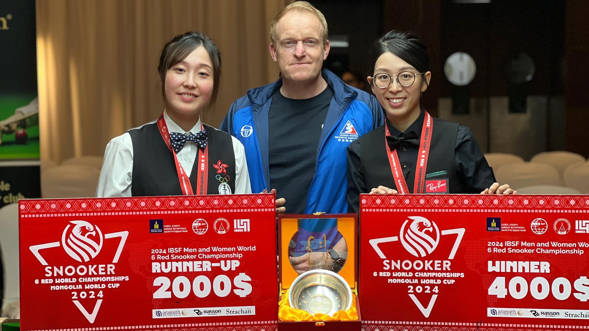 吳安儀與房薇薇贏得IBSF世界錦標賽的女子6個紅球賽事冠亞軍。(吳安儀fb)