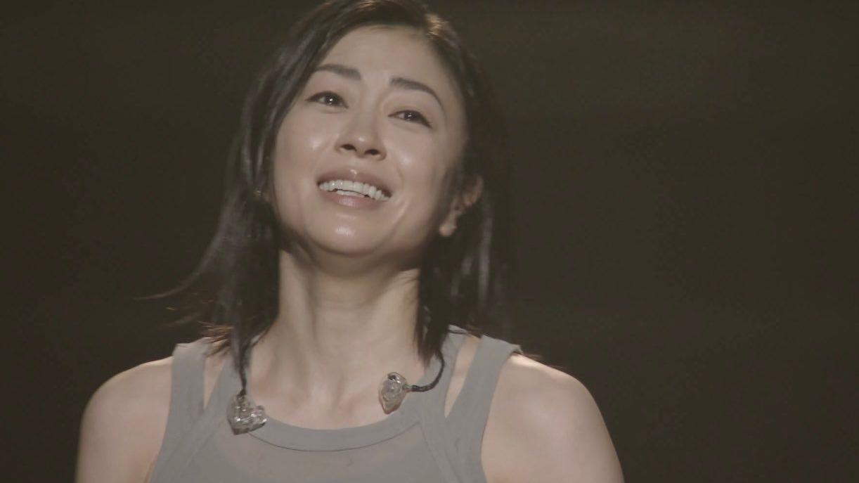 宇多田光結束18場巡唱數度眼濕濕 尾場邀《First Love 初戀》女星驚喜任嘉賓