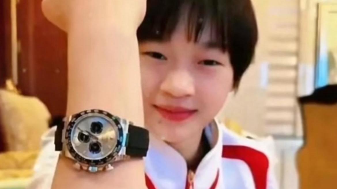 全紅嬋帶30萬勞力士被指「土豪」 隊友楊昊還原真相︰放過她