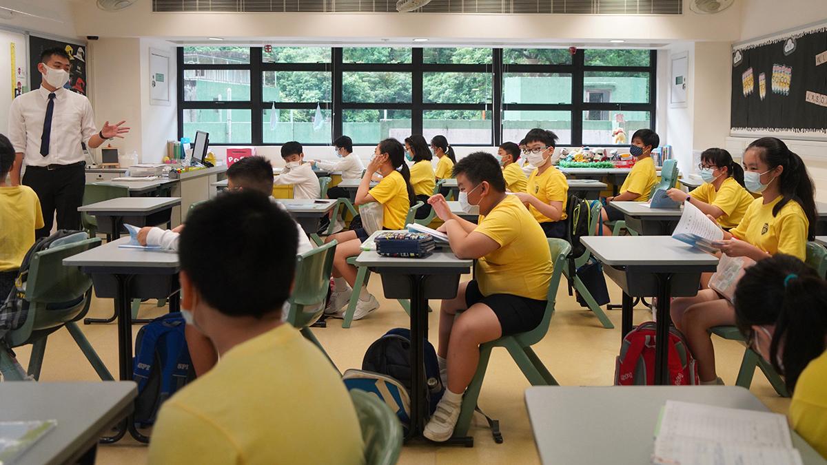 莘莘學子明日將迎接新學年。(資料圖片)