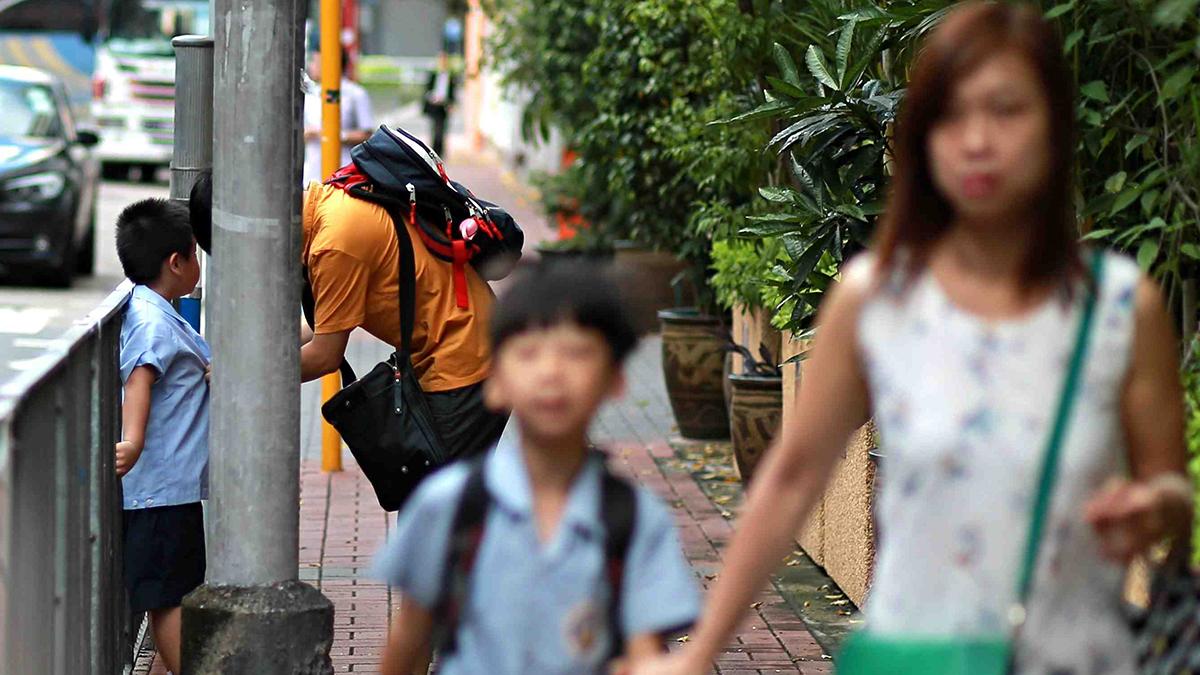 明天是莘莘學子開學的日子。(資料圖片)