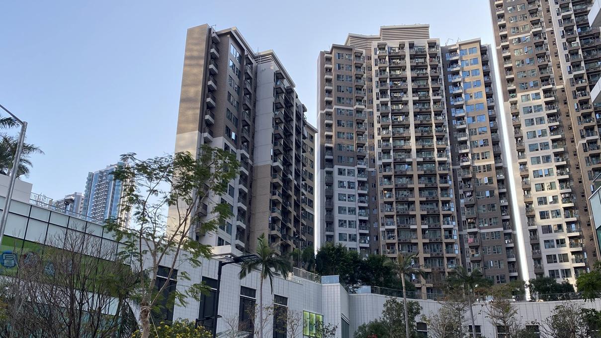 孩子出世一房唔夠住！新手父母斥2萬轉租荃灣半新樓兩房｜二手樓租賃