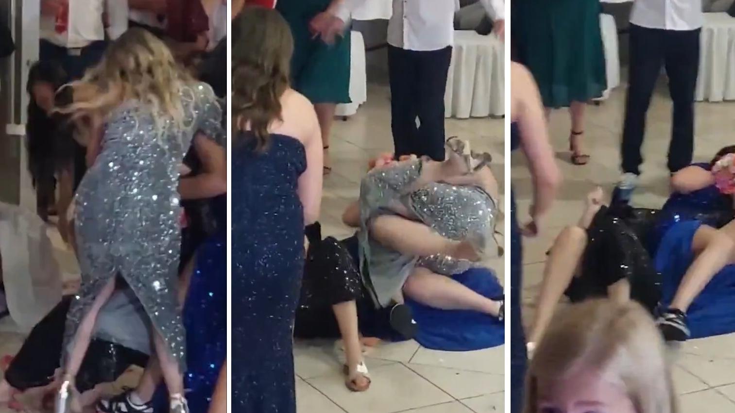 女賓客搶花球打作一團，不惜走光誓要爭贏。(互聯網)