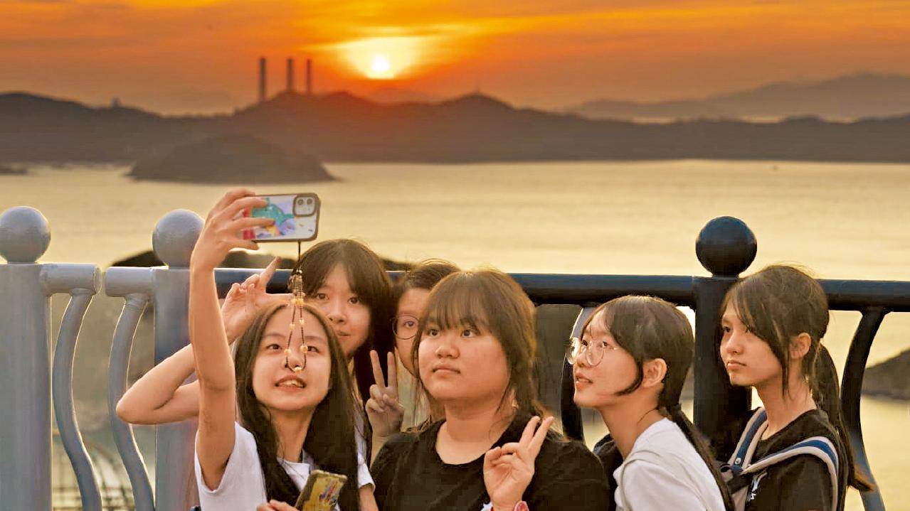 評估風力再決定須否發3號波 潭美路徑存變數 或回馬槍返南海中北部