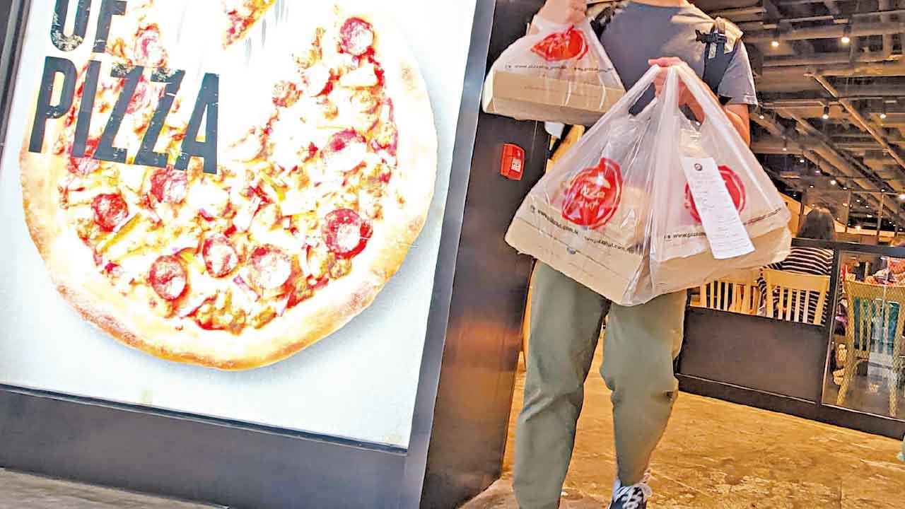 新例後14%餐廳仍用膠飲管  環團︰走塑僅廢物轉移