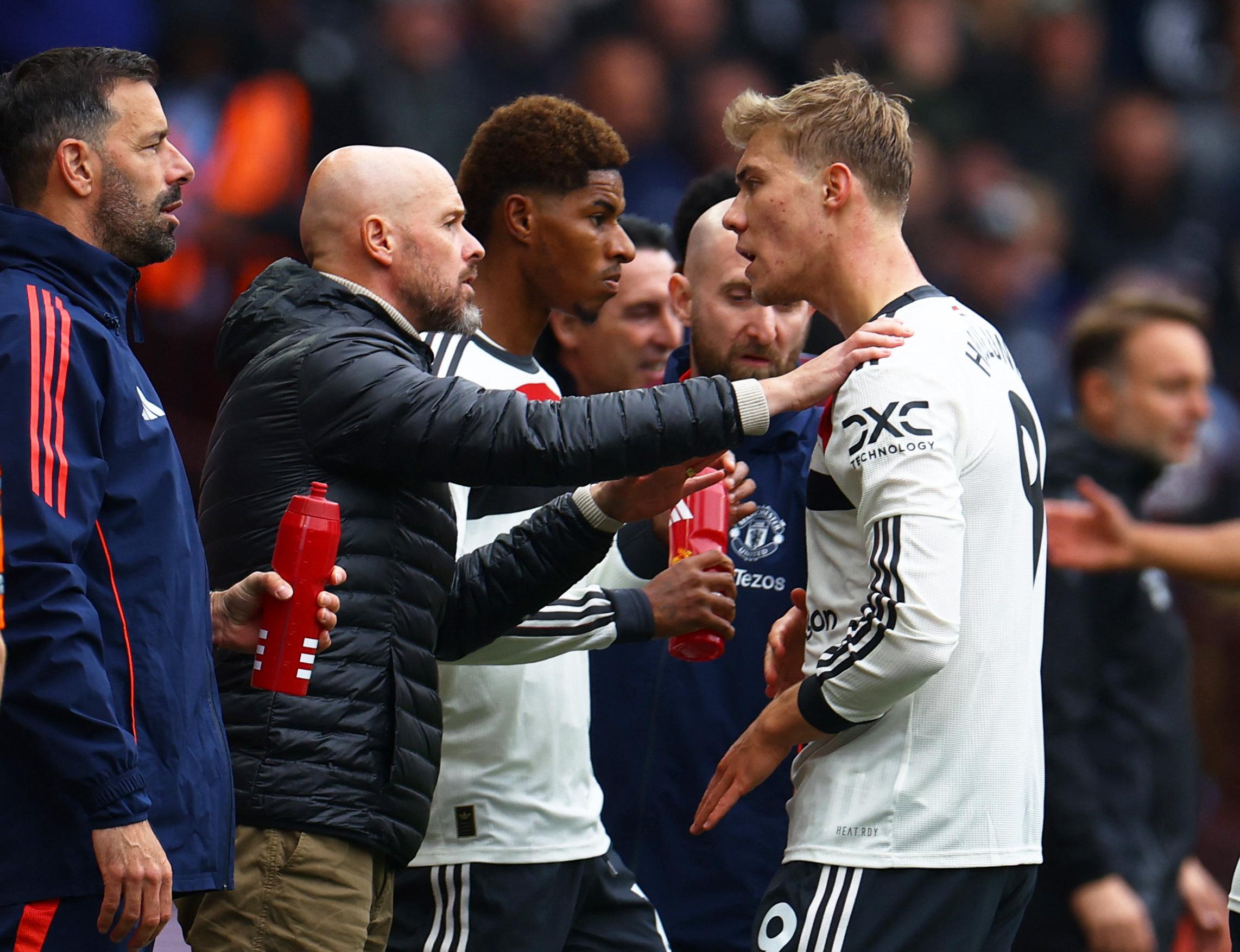 曼聯領隊滕哈格（Erik ten Hag）的帥位問題於賽後再次成為焦點，他於賽後記者會堅稱管理層對他的信任不變。(路透社)