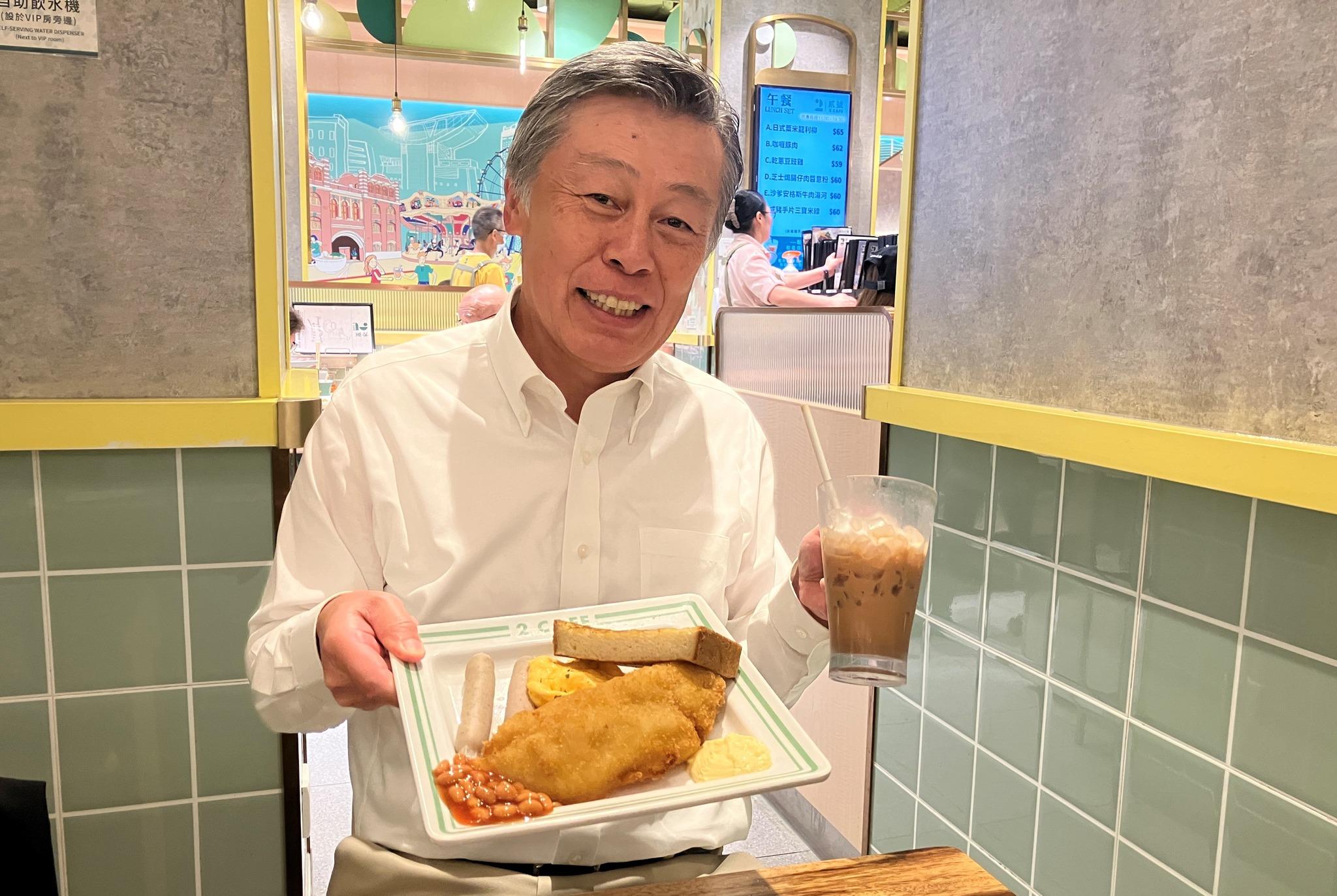 日本駐香港總領事岡田健一結束三年任期，即將離任回國 (日本駐香港總領事館fb圖片)