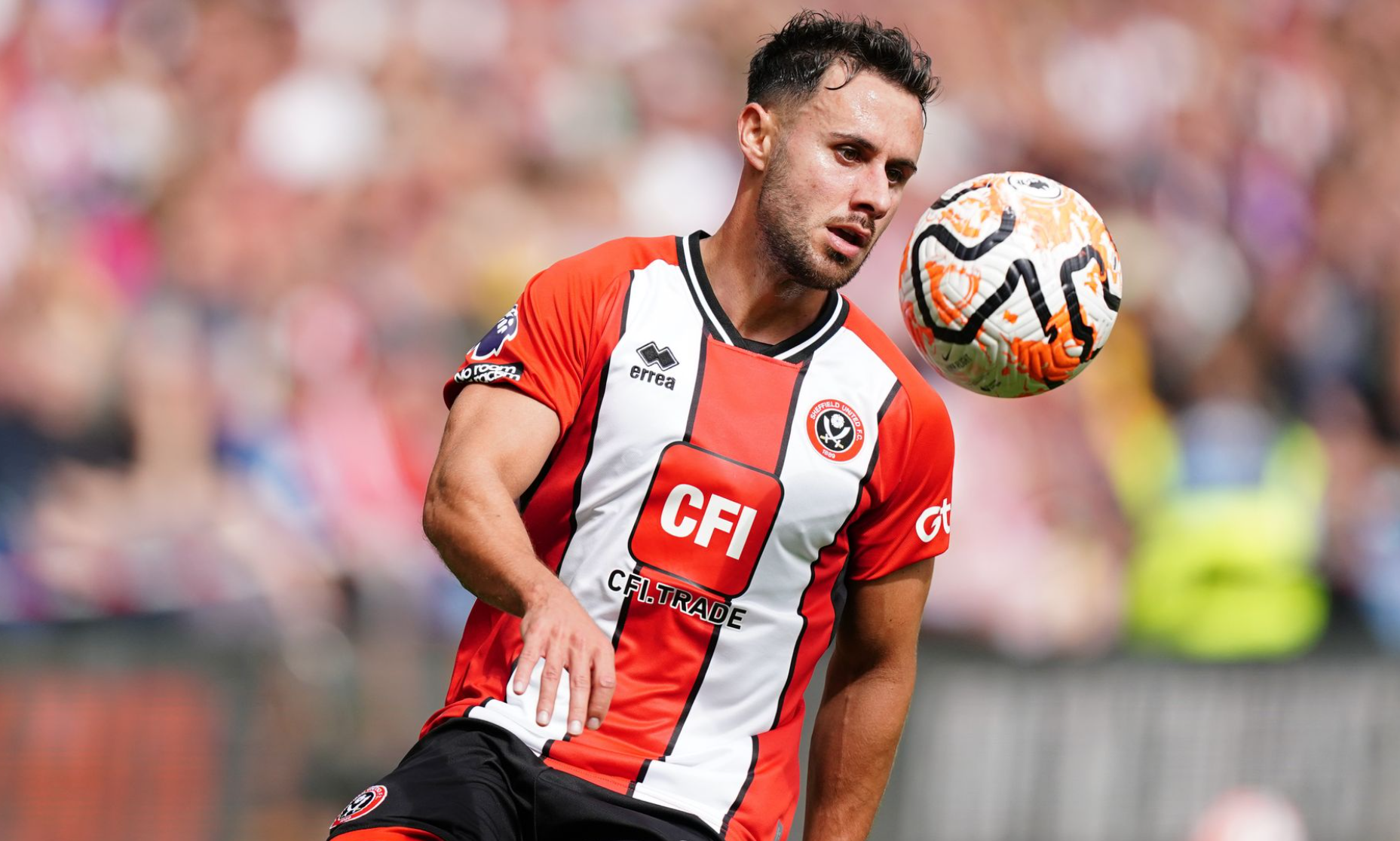 上季曾代表錫菲聯踢英超的希臘國腳守將巴洛克（George Baldock），周三被發現於希臘家中泳池暴斃，終年31歲。